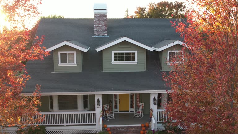 Fast & Reliable Emergency Roof Repairs in Granbury, TX